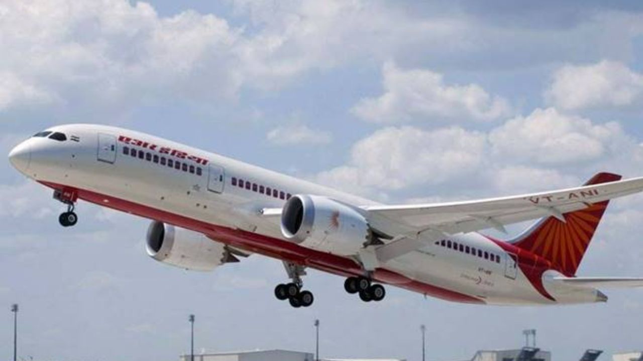 दिल्ली एयरपोर्ट पर दिल का दौरा पड़ने से एयर इंडिया के पायलट की मौत, 3 महीनों के भीतर तीसरे पायलट का निधन