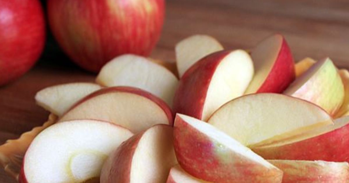 खाली पेट सेब खाने से मिलते हैं गजब के फायदे, दिल रहता है स्वस्थ...