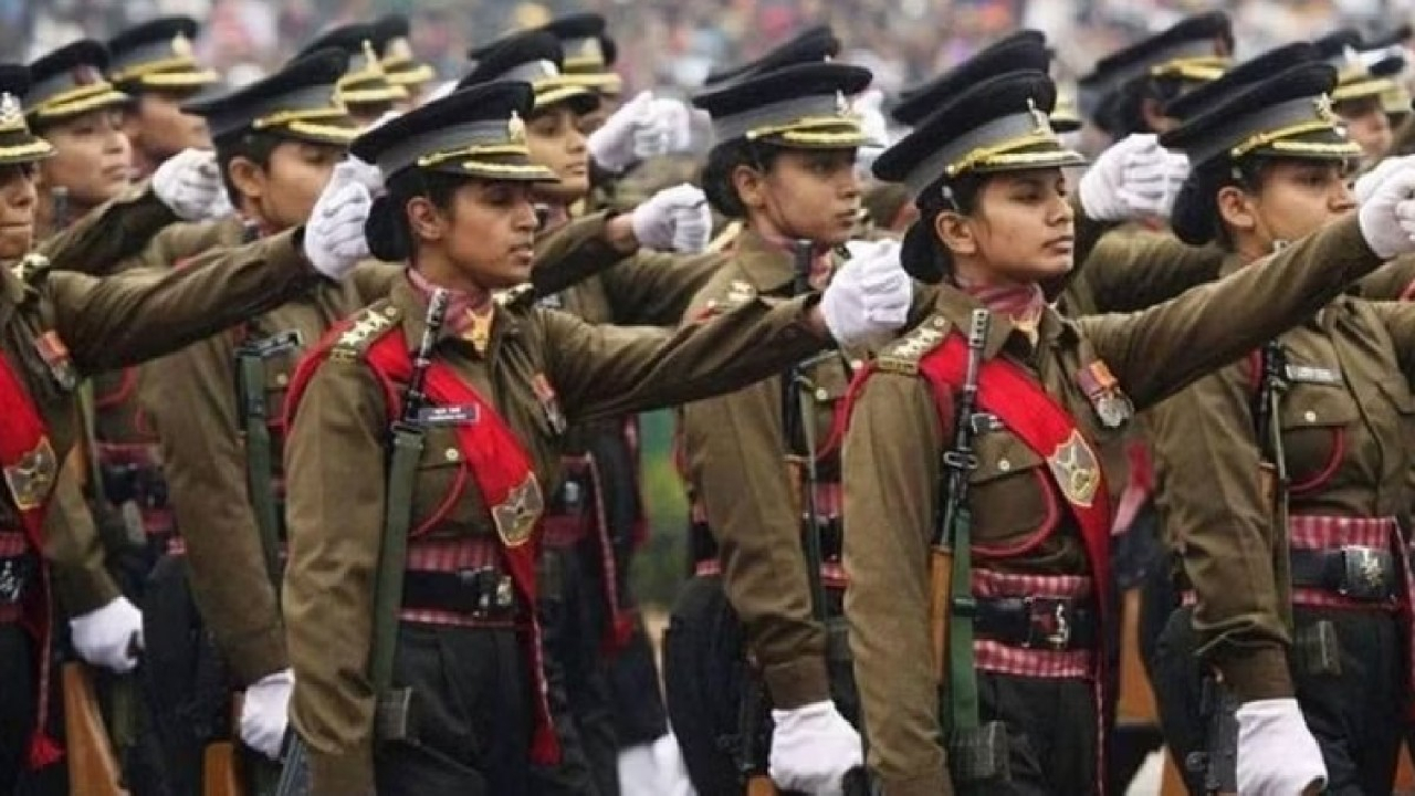 सेना के तीनों अंगों में महिलाओं के लिए बड़ा बदलाव, हजारों महिला सैनिकों को मिलेगा लाभ