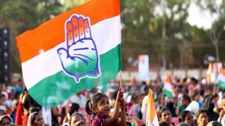 India बोल रहा है: चुनाव से पहले ही कांग्रेस ने मानी हार?