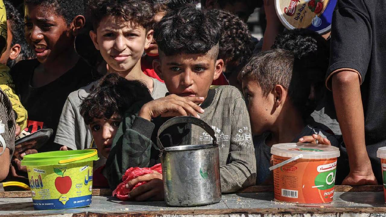 Israel Hamas War: बीमारियों का अब गढ़ बन रहा गाजा !  WHO ने चेताया