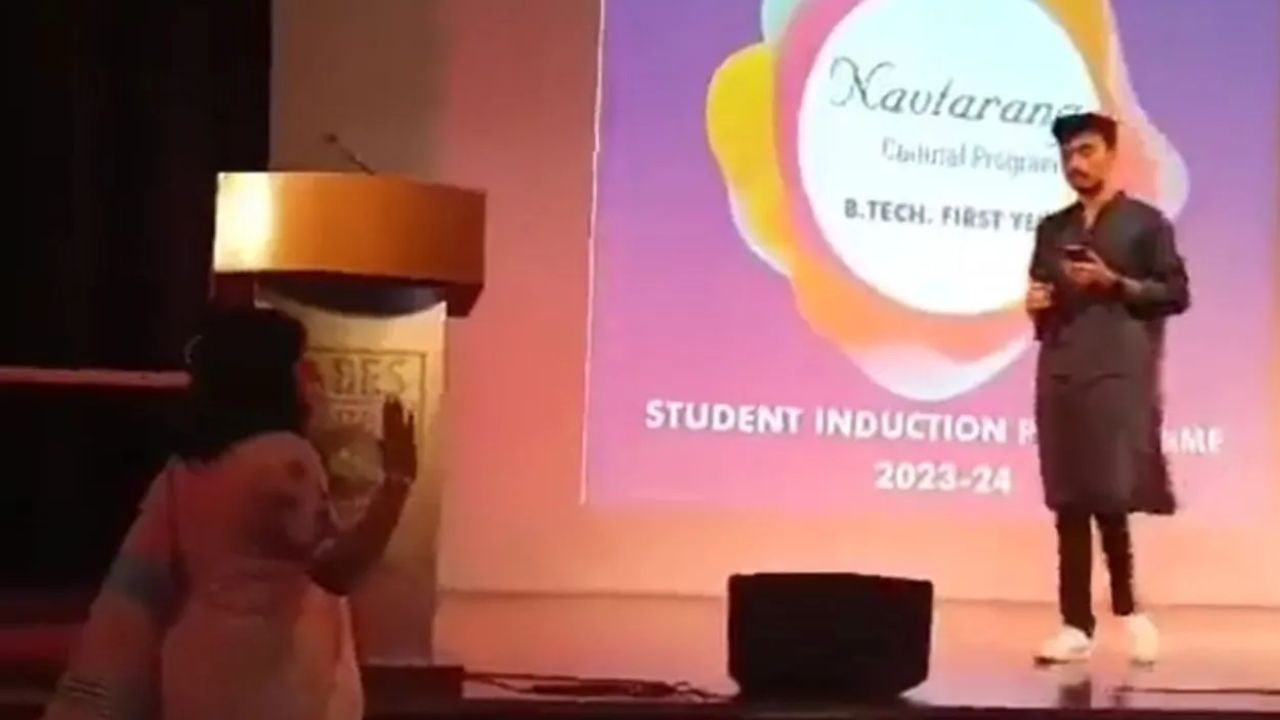 जय श्रीराम का नारा लगाने पर छात्र को मंच से उतारने वाली महिला प्रोफेसर सस्पेंड, गाजियाबाद के ABES कॉलेज का है मामला