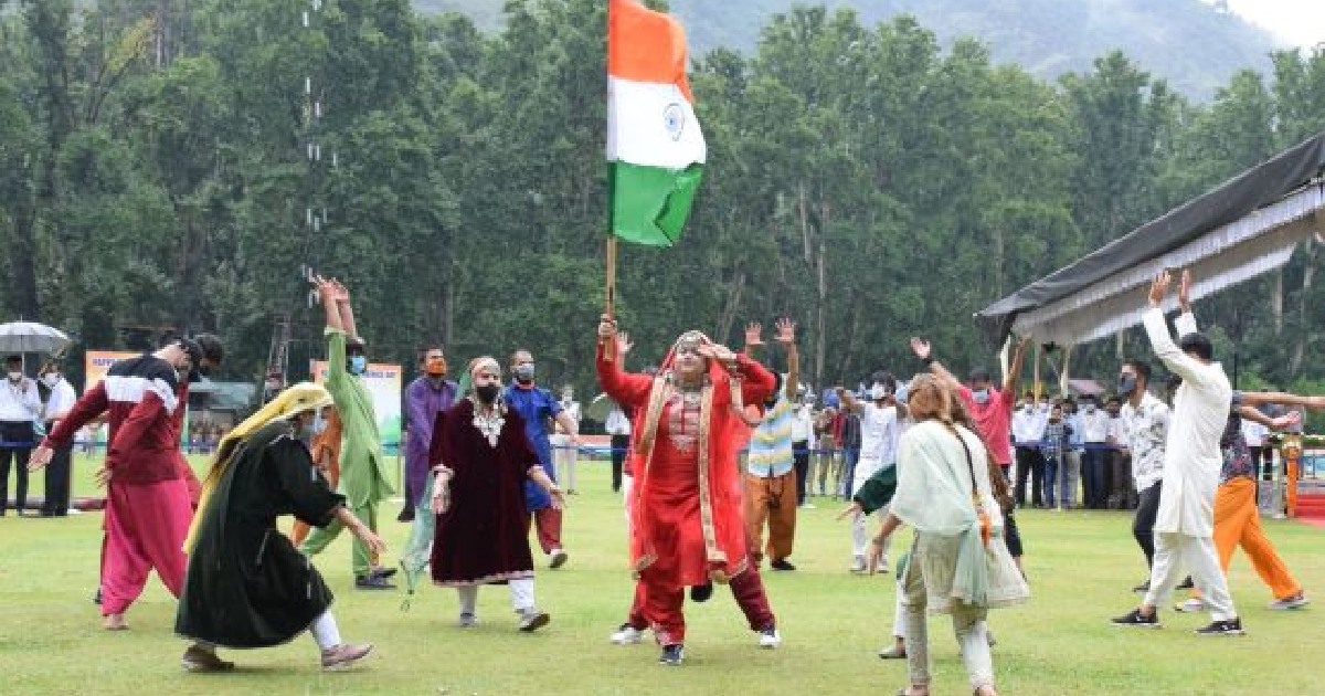 Independence Day 2023: कश्मीर घाटी में बड़े जोश के साथ आजादी का त्योहार मनाने के तैयारी