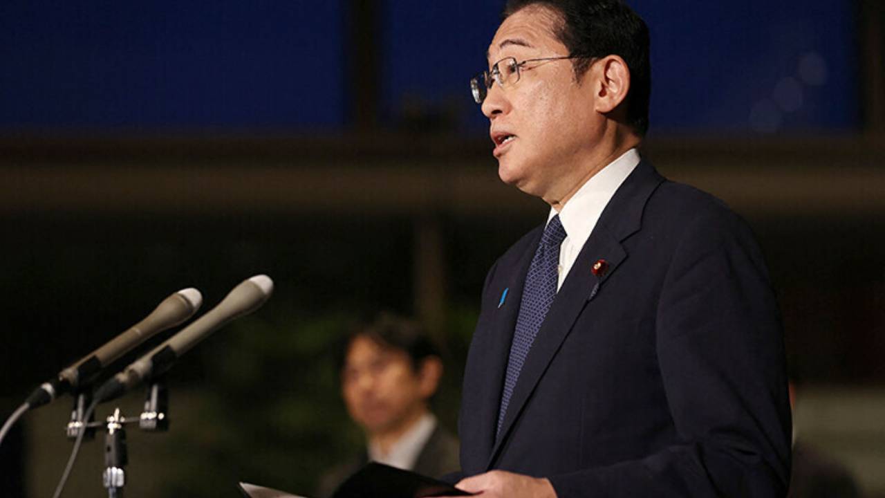 चीन में जापानी मिशन्स पर फेंके गए पत्थर, पीएम किशिदा ने जताई नाराजगी