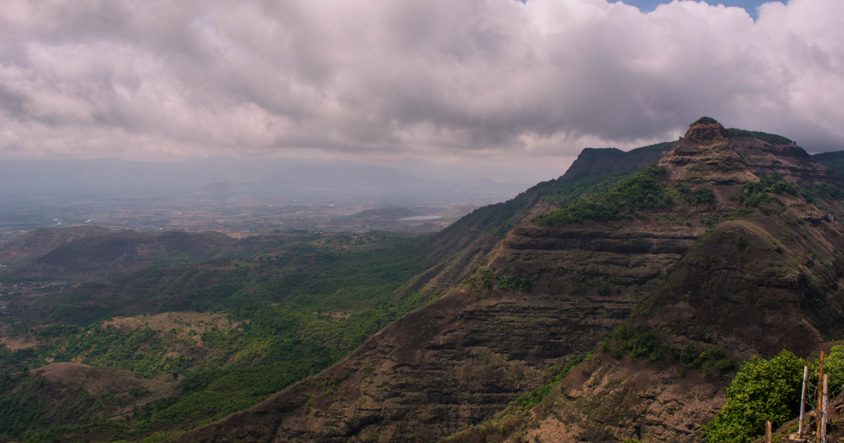 मुंबई की जगहों पर दोस्तों के साथ मनाएं फ्रेंडशिप डे, यादगार बन जाएगा ये दिन
