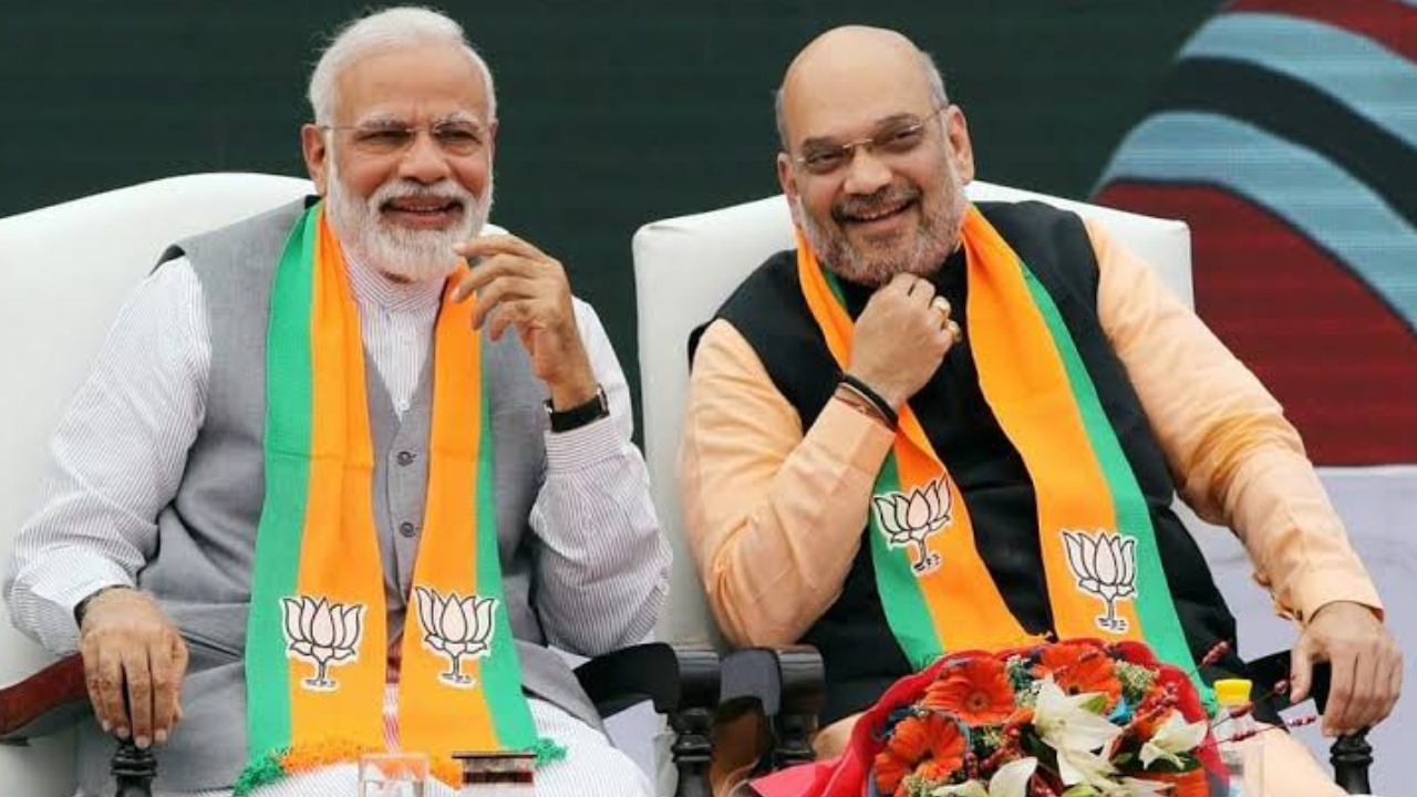 क्या भारत और इंडिया नाम को लेकर संविधान संशोधन की तैयारी कर चुकी है मोदी सरकार, सामने आई ये बड़ी जानकारी
