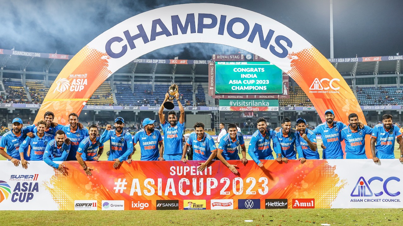 Asia Cup 2023 Prize Money: 8वीं बार ट्रॉफी जीतने वाली टीम इंडिया पर हुई पैसों की बारिश, जडेजा-कुलदीप को मिले इतने लाख