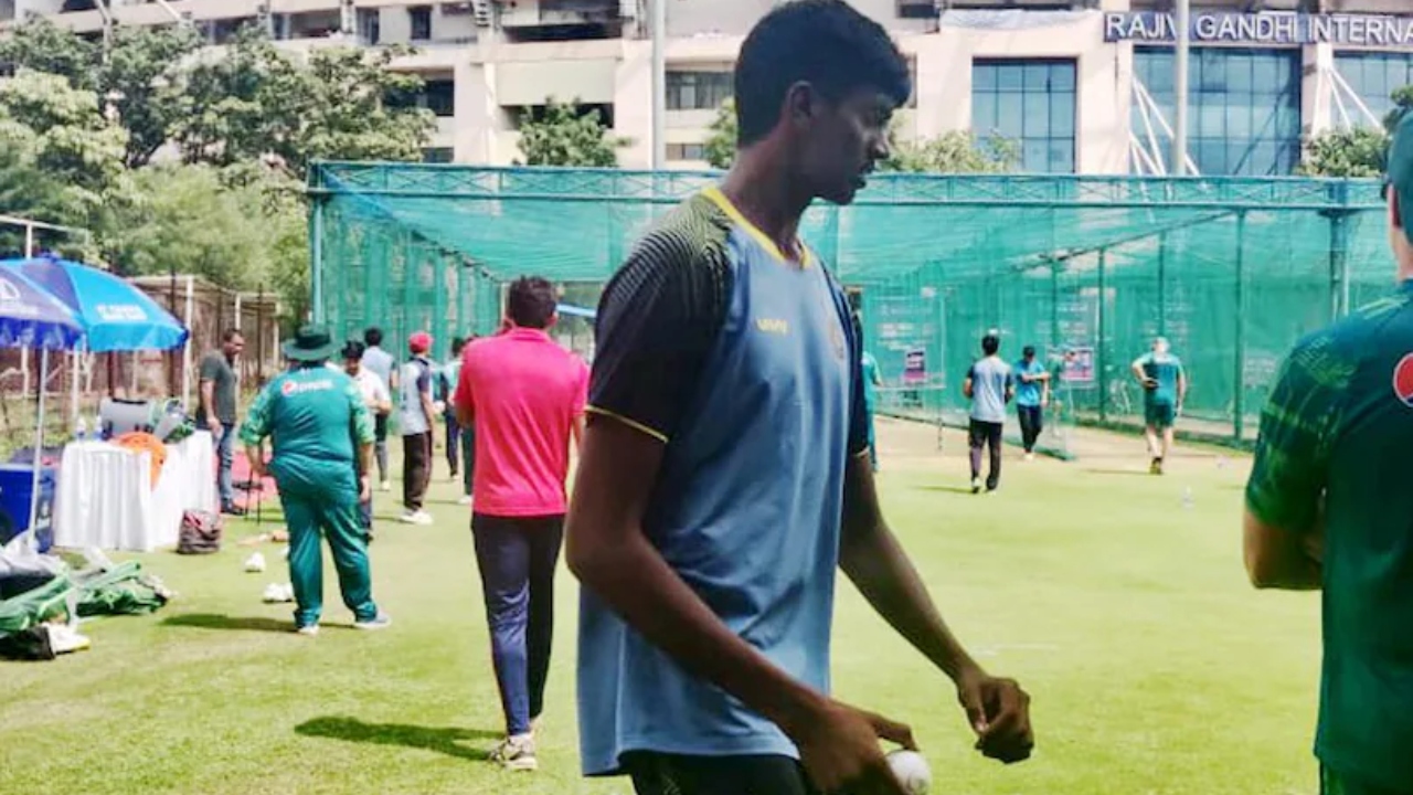 World Cup 2023: 6 फीट 9 इंच लंबा भारतीय गेंदबाज निशांत सरनु, नेट्स में पाकिस्तानी बैटर्स को कर रहा हैरान