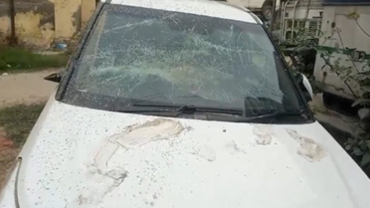 नोएडा पुलिस टीम पर गाजियाबाद में हमला, 4 पुलिसवाले घायल, सरकारी पिस्टल भी छीनी