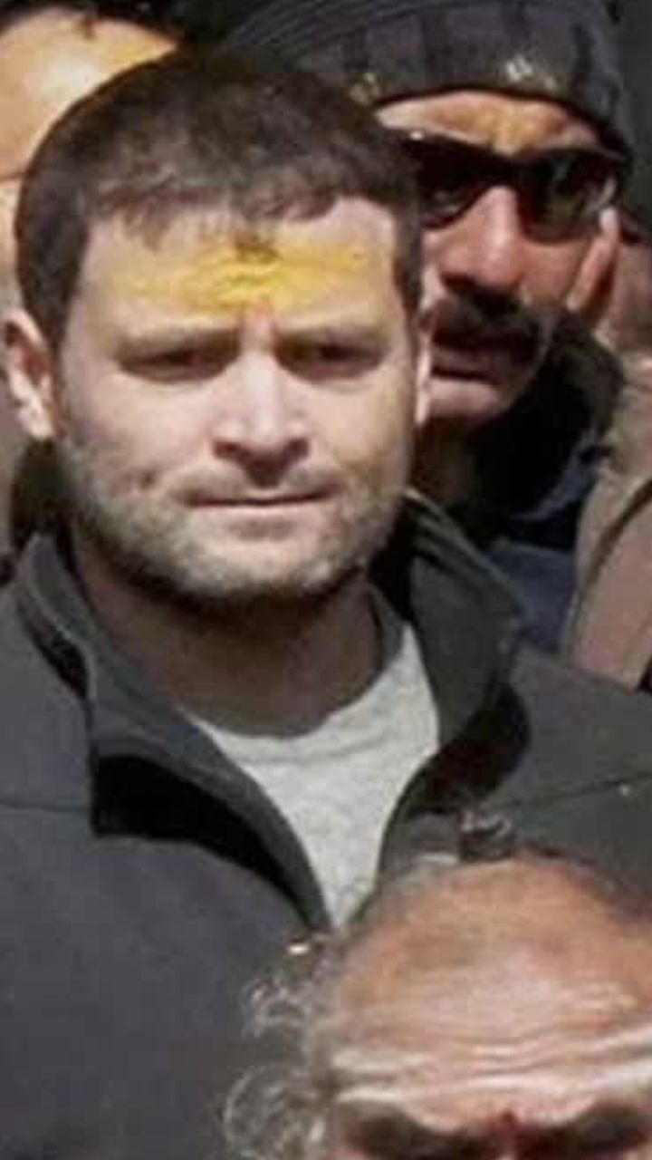 राहुल गांधी ने डॉगी का नाम रखा 'नूरी', भड़के AIMIM नेता, बोले- 'ये मुस्लिम बेटियों का अपमान'