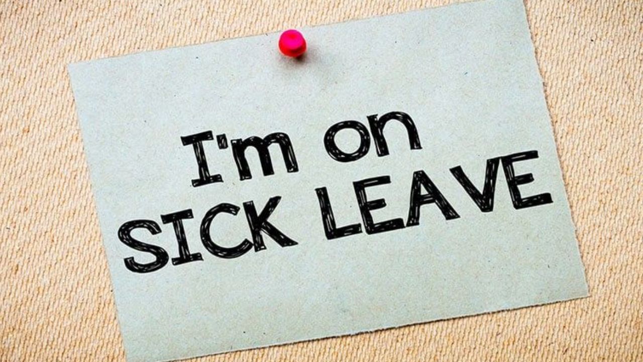 Employee Leave: ऑफिस से छुट्टी लेते समय इन 7 बातों का रखें ध्यान, वरना होगा भारी नुकसान