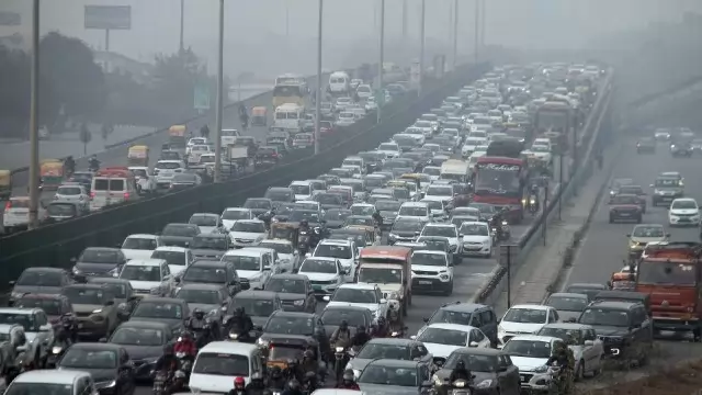 Farmers Protest NCR Traffic jam on highway