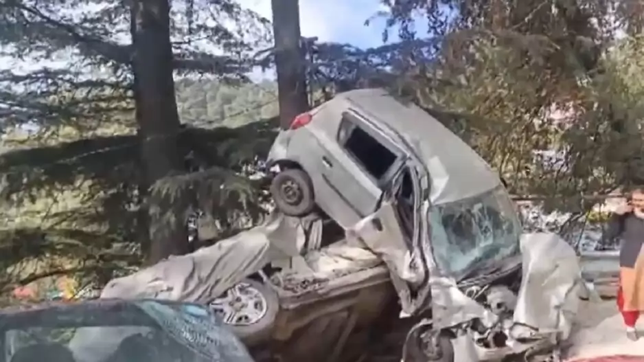 shimla Road Accident