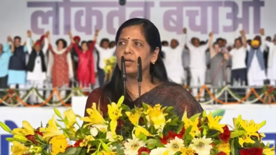 Sunita kejriwal