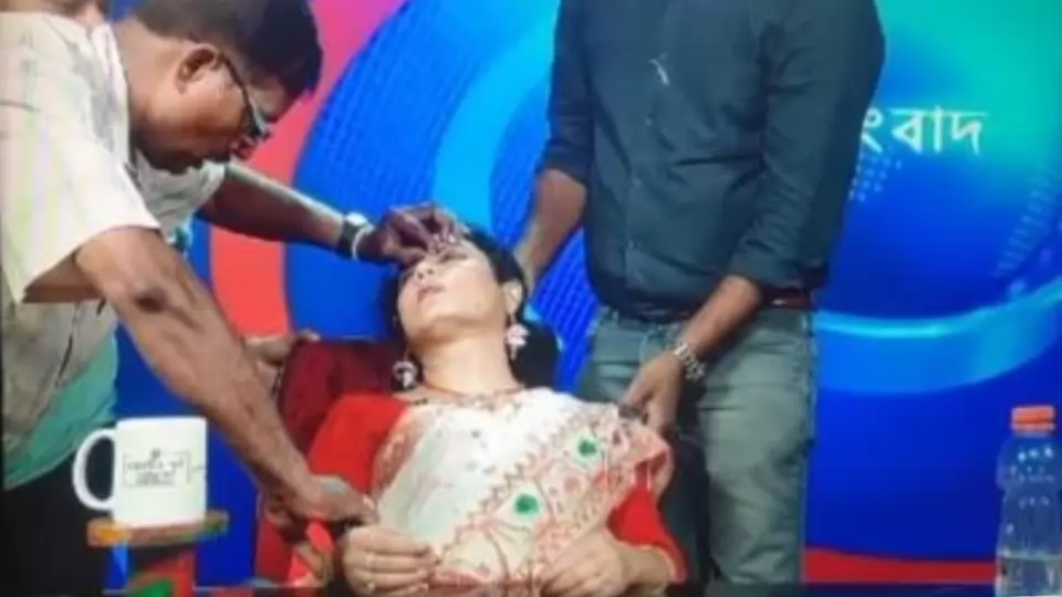 TV anchor faints on air while reporting 