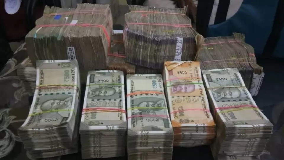 What does the Election Commission do with the cash seized from liquor