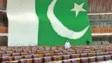   पाकिस्तानी संसद में क्यों हुआ हंगामा