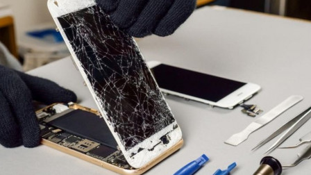 Cracked Phone Screen Tempered Glass