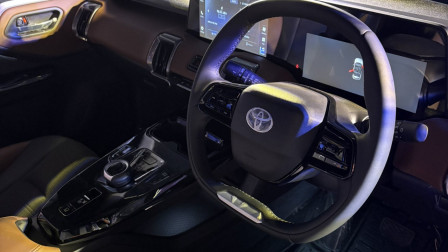 Toyota Urban Cruiser EBella