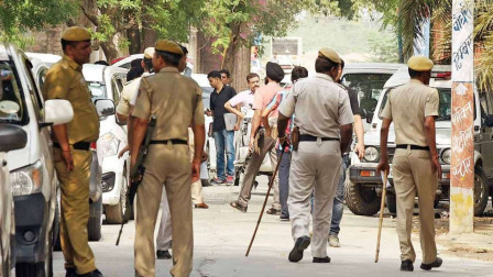Two schools in Delhi's Malviya Nagar and Karol Bagh received bomb threats 