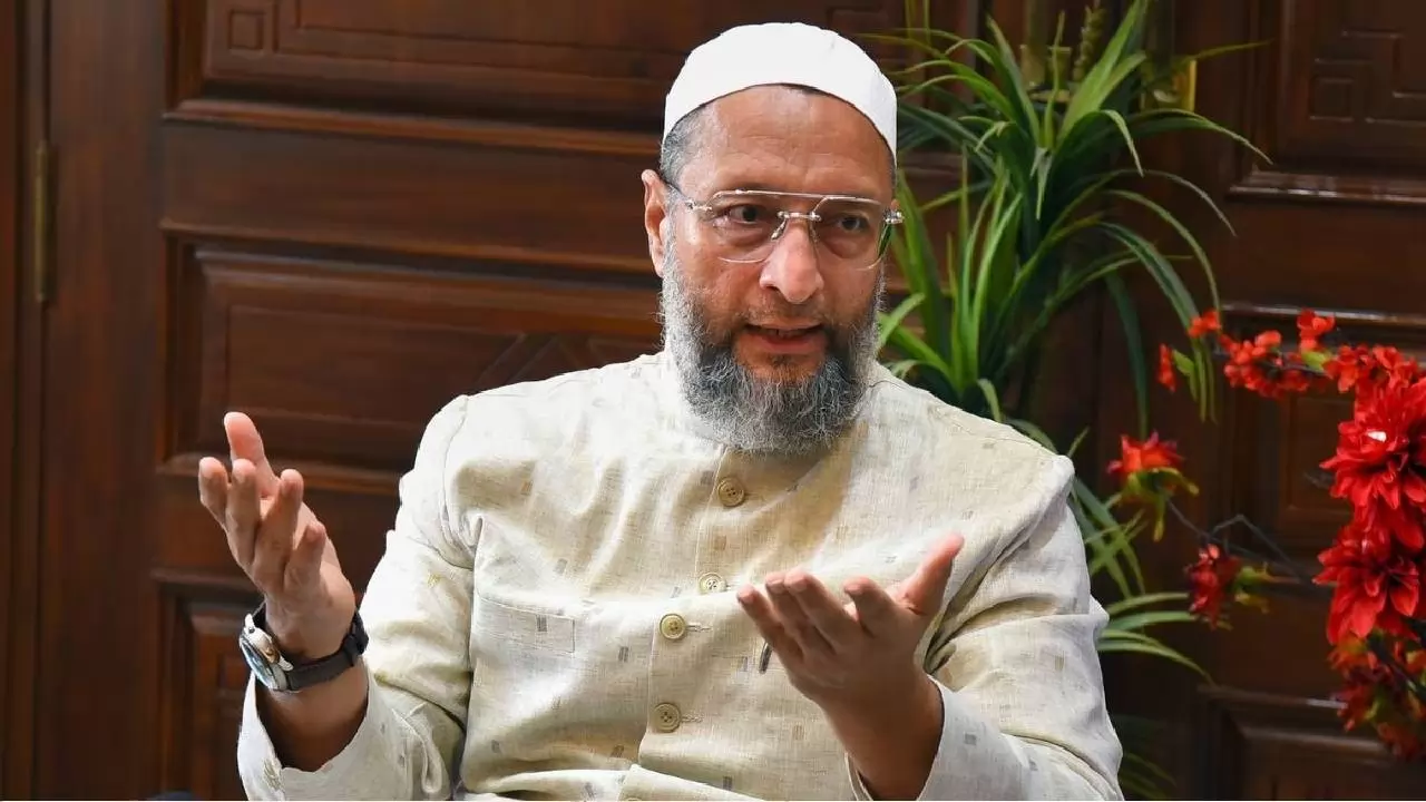 Asaduddin Owaisi advises Muslim men not to oppress women, Islamic education