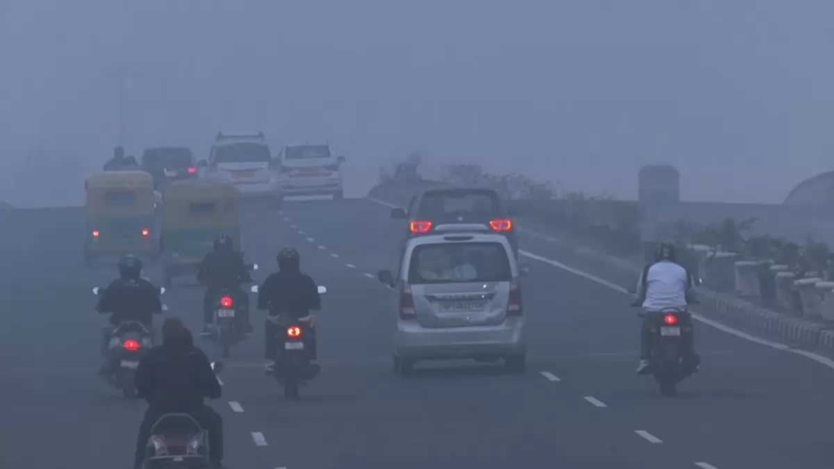 दिल्ली में प्रदूषण बढ़ा या घटा? सरकार ने नियमों में किया है बड़ा बदलाव, सख्ती से होंगे लागू