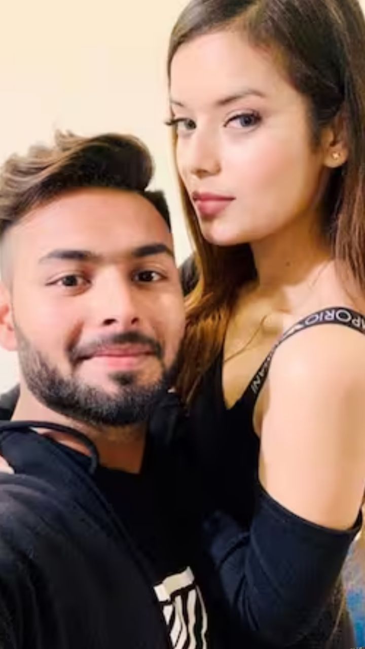 नेगी ने शेयर की थी फोटो