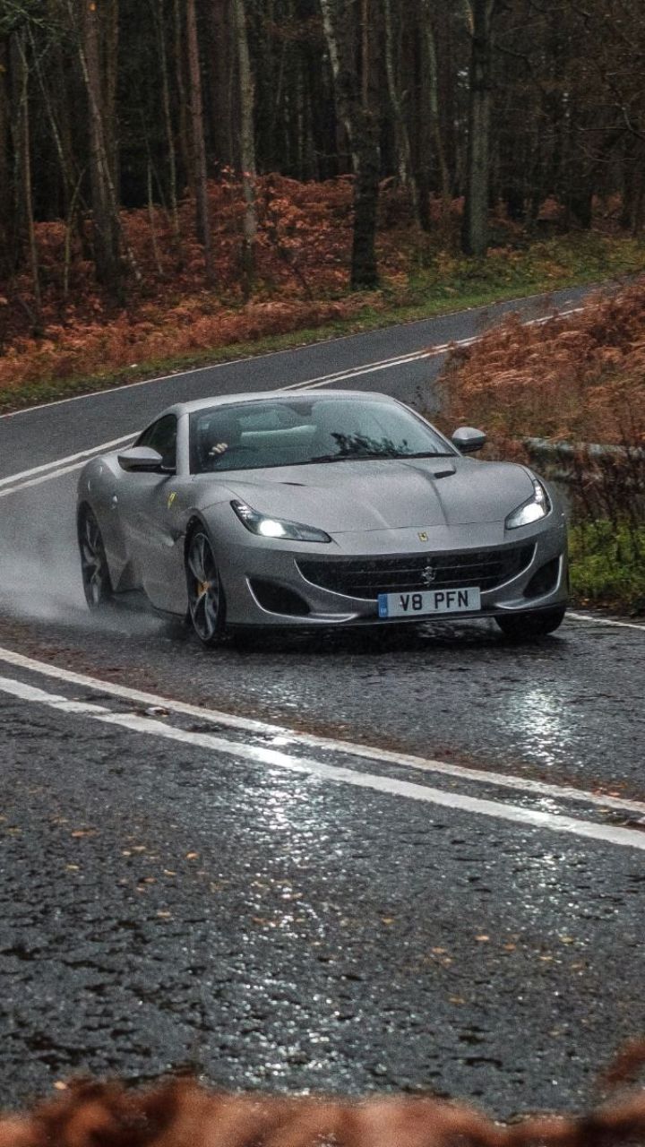 2. फेरारी पोर्टोफिनो एम (Ferrari Portofino M)