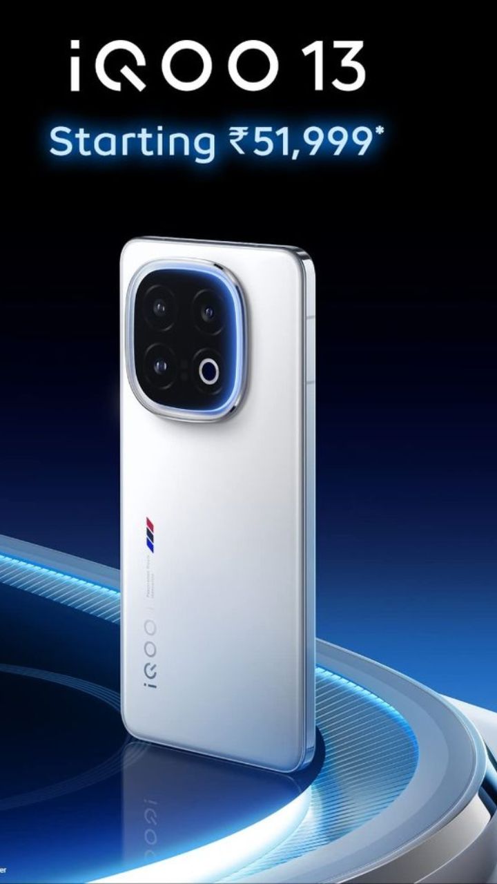 ​iQOO 13 (54,999 रुपये)