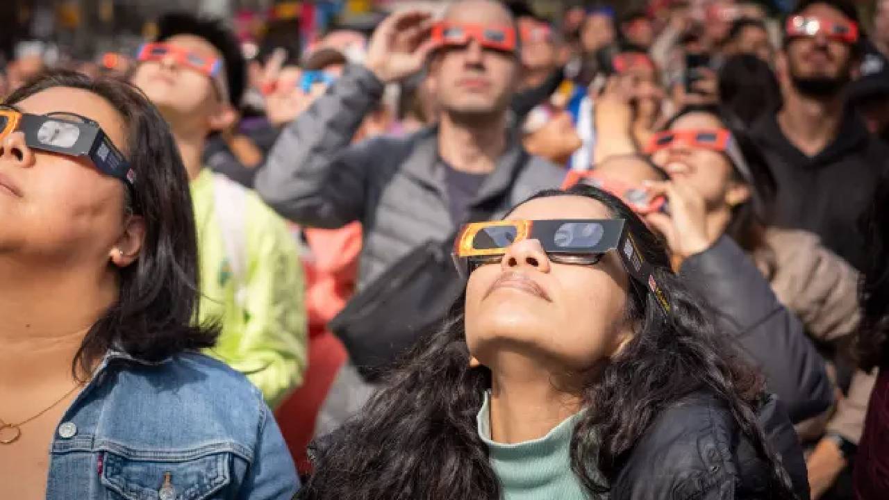 UFO Moment During Solar Eclipse