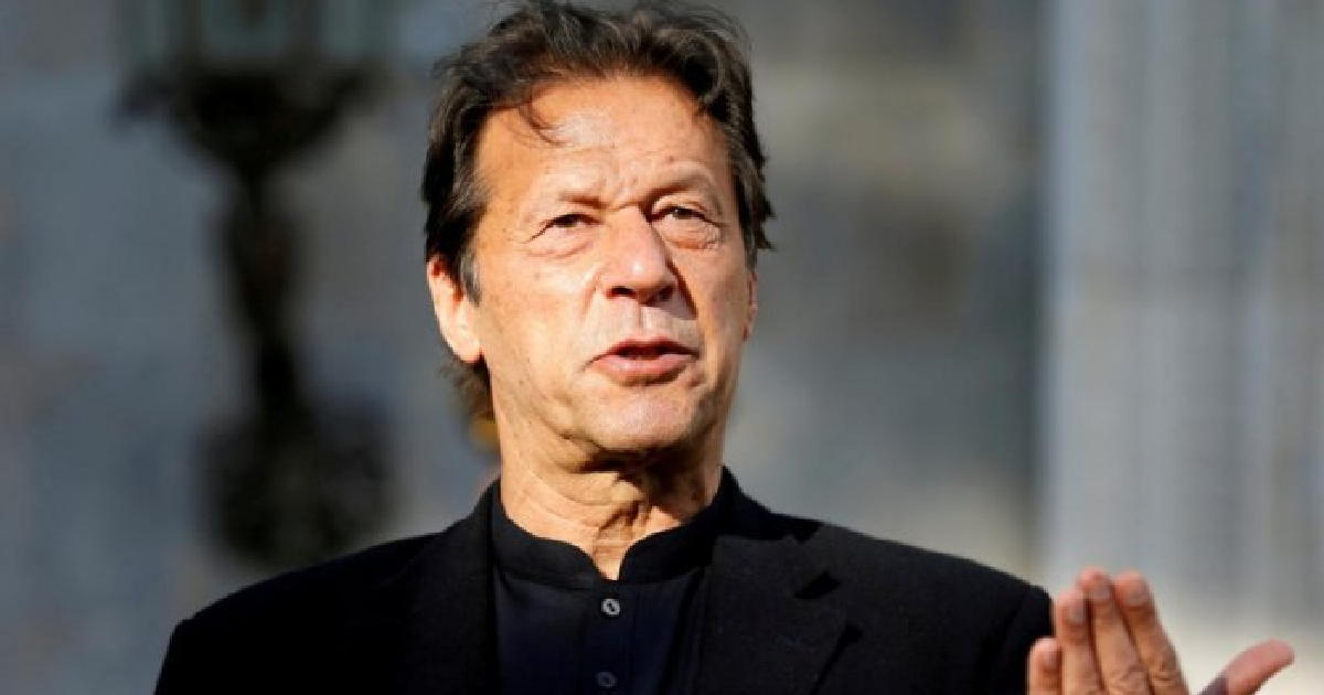 पाकिस्तान इलेक्शन कमीशन ने इमरान खान को दिया झटका, जारी किया गैर जमानती वारंट
