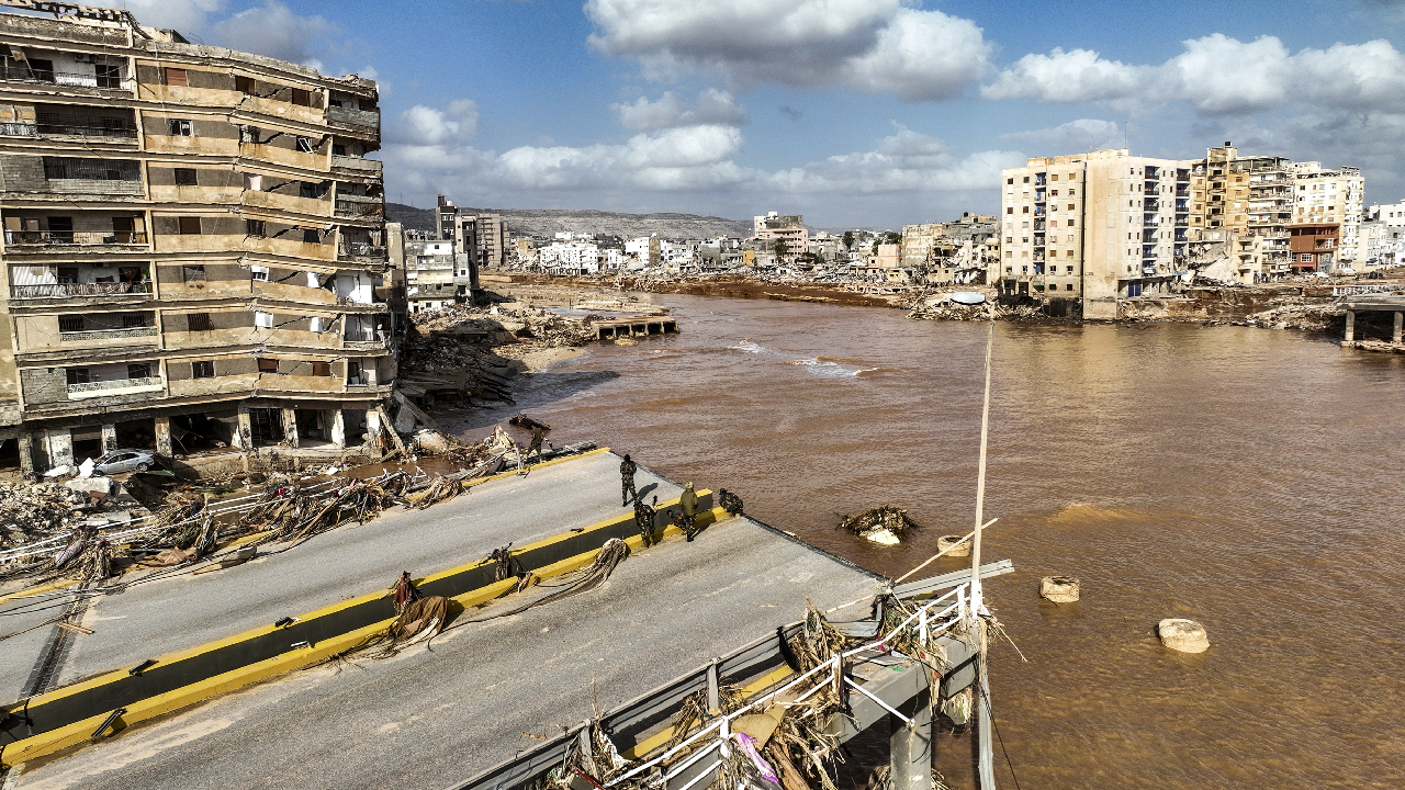 Libya Floods: लीबिया में बाढ़ के चपेट में आकर जान गंवाने वाले लोगों की संख्या में संयुक्त राष्ट्र ने किया बदलाव, जानें क्या है कारण